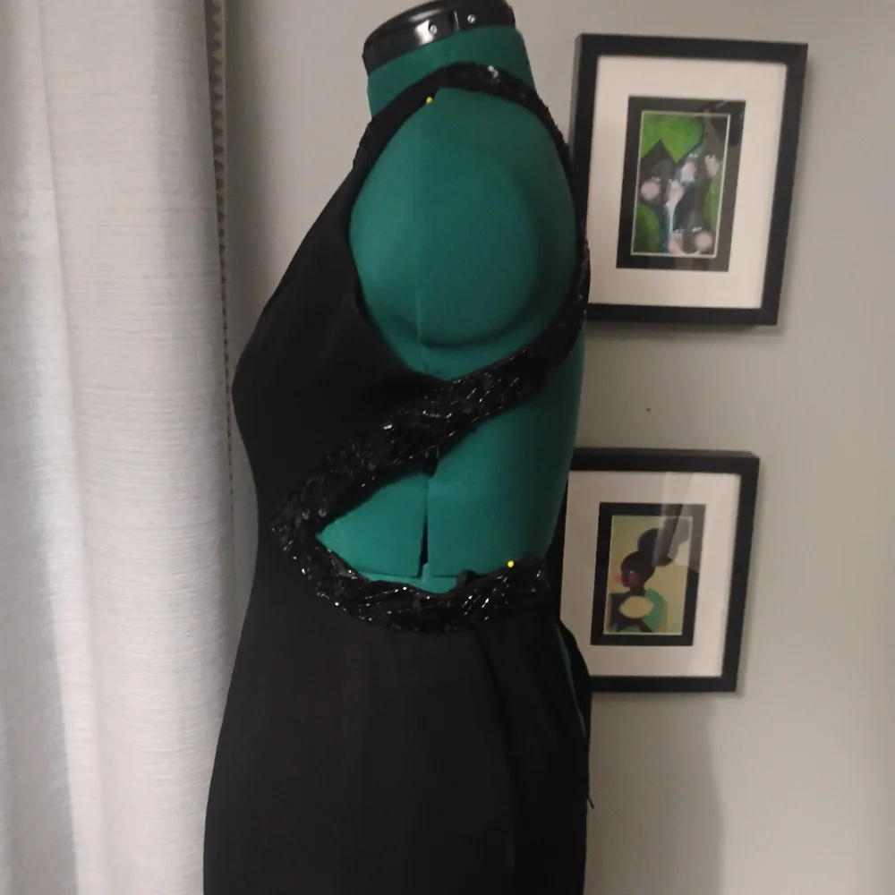 Dave & Johnny Sequin Accent Open Back Black Formal Dress Sz 7 8 - Picture 7 of 14